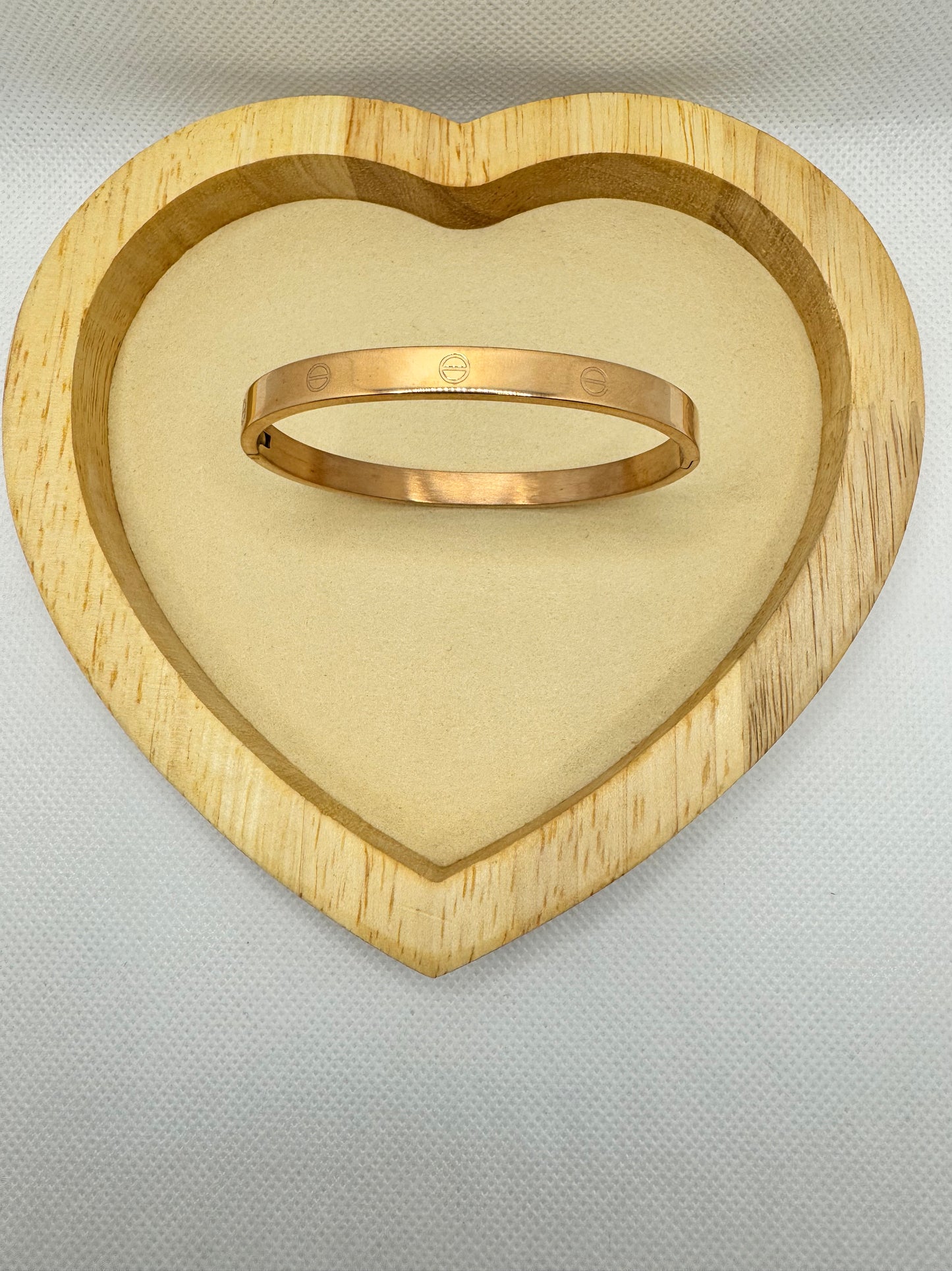 Bracciale rigido