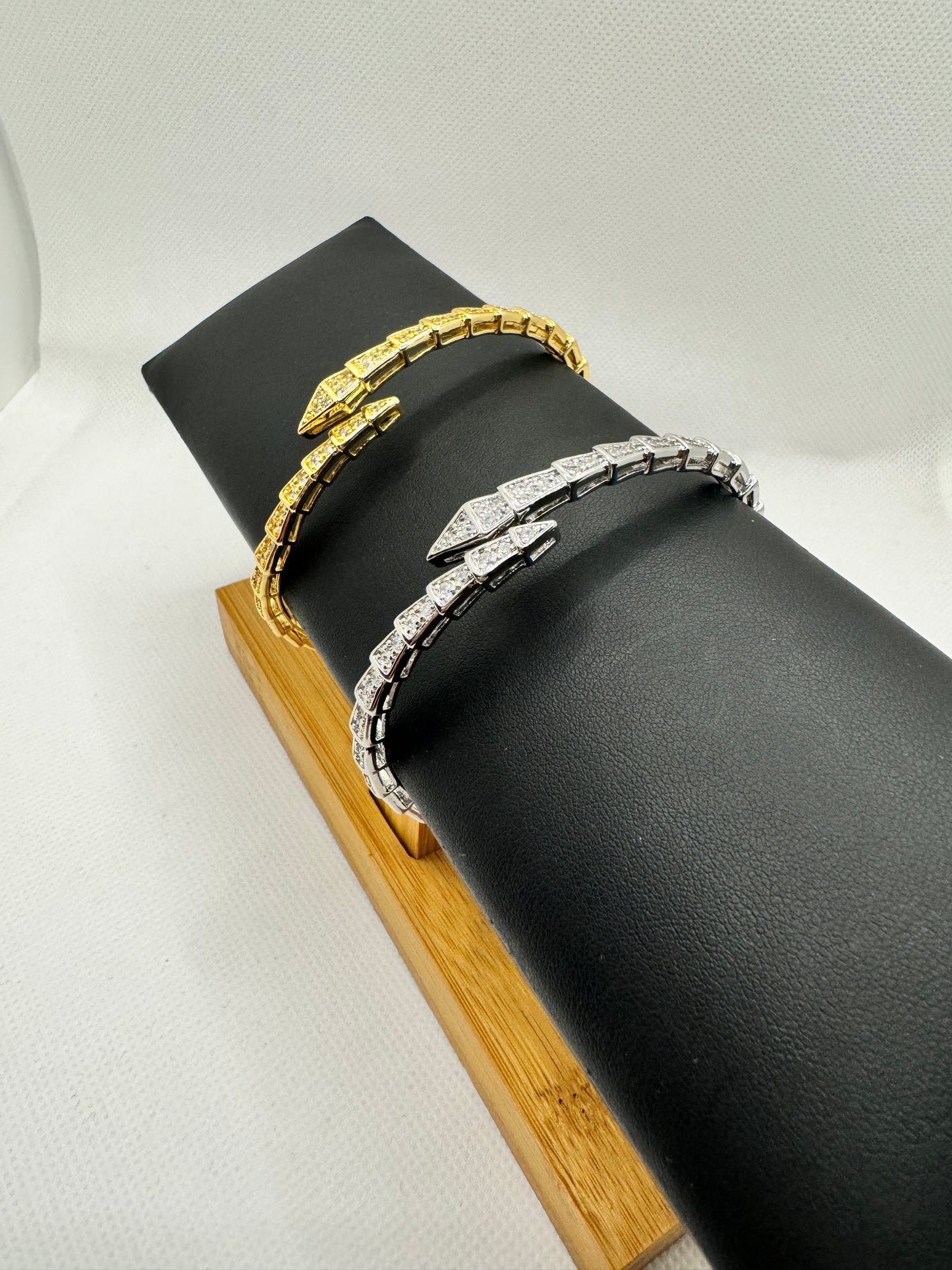 Bracciale rigido