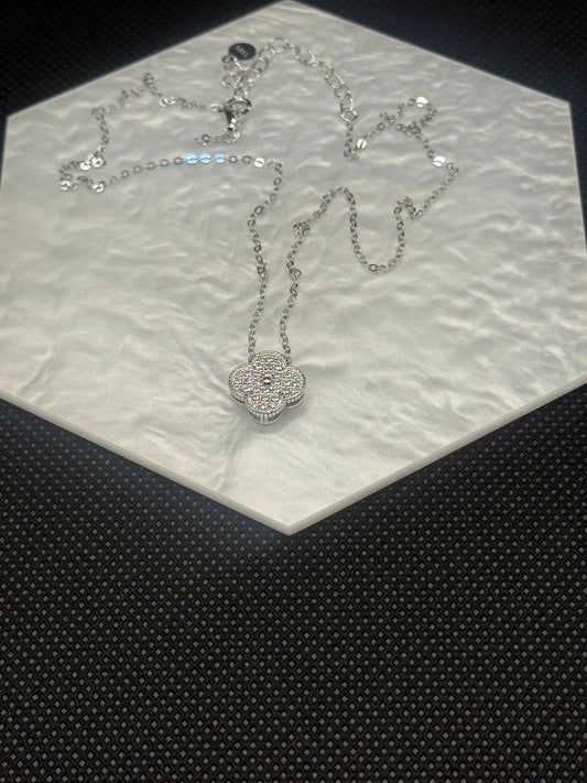 Collana quadrifoglio