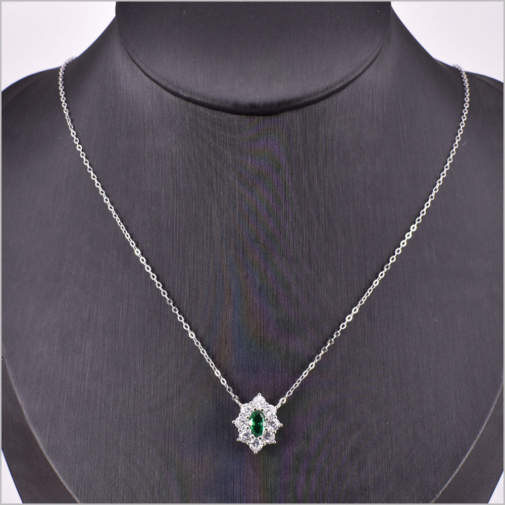 Collana regolabile in argento 925 con ciondolo zirconato