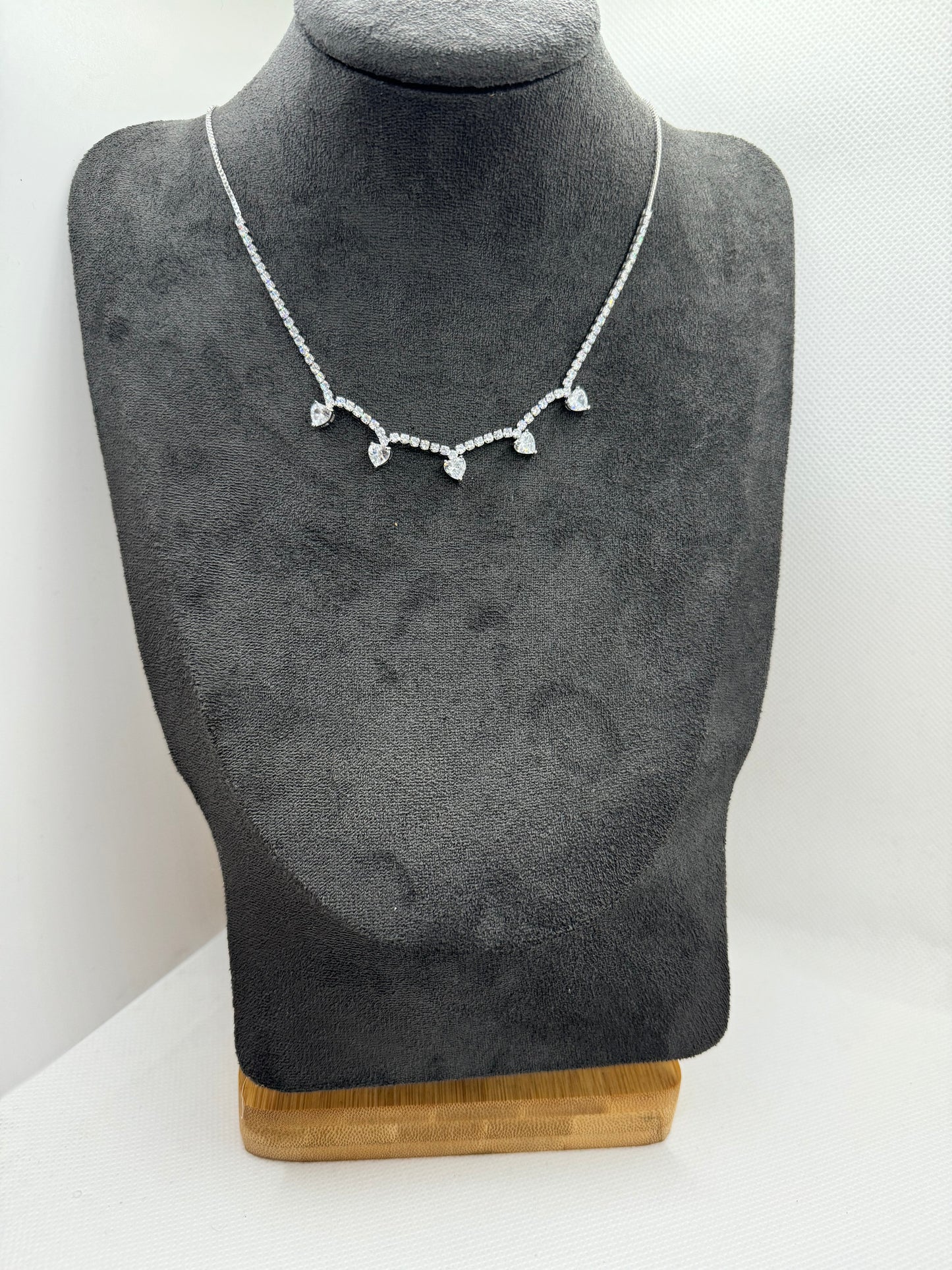 Collana tiara di cuori